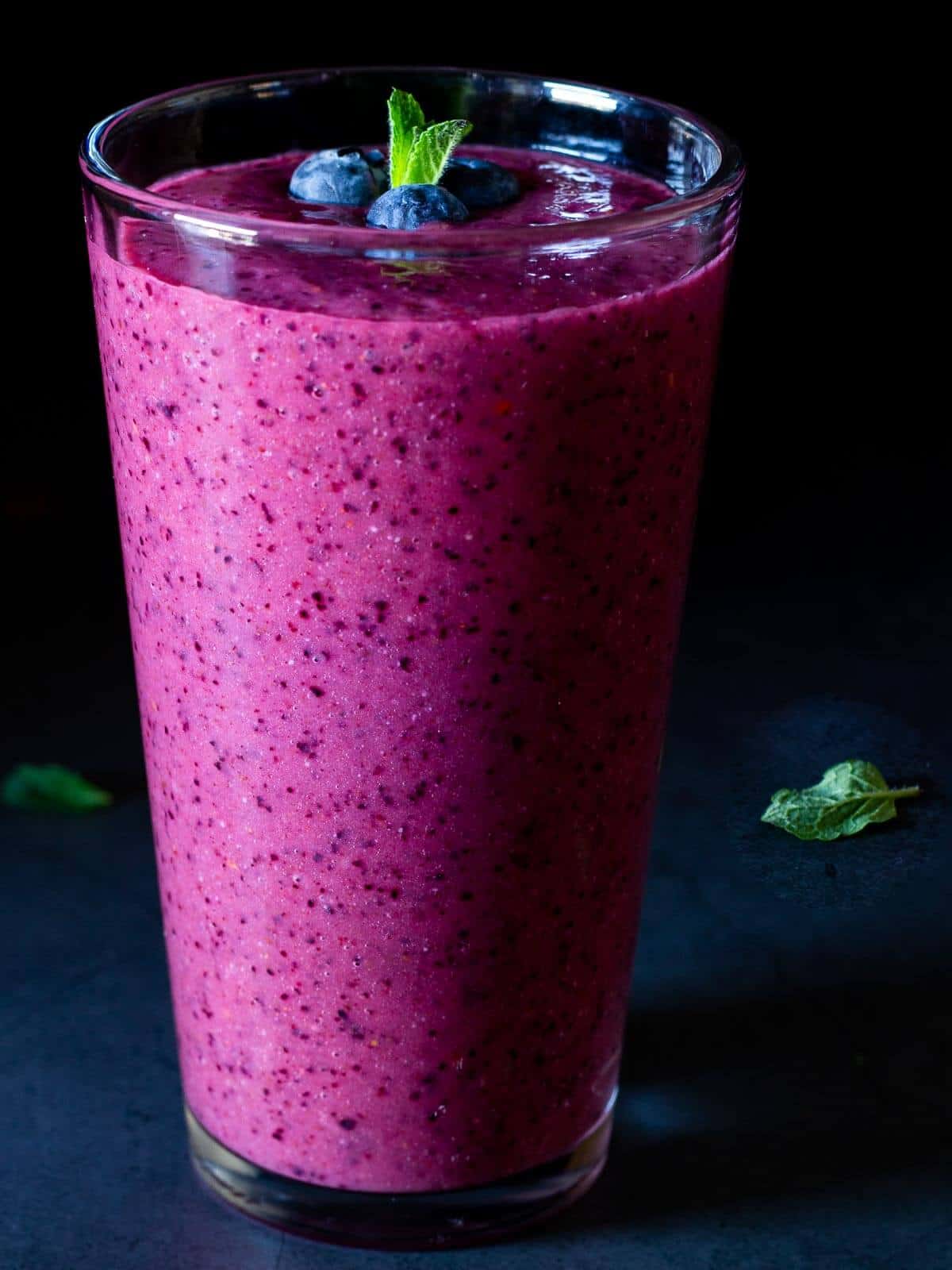 Frozen Fruit Smoothie for Weight Loss with Mixed Berries