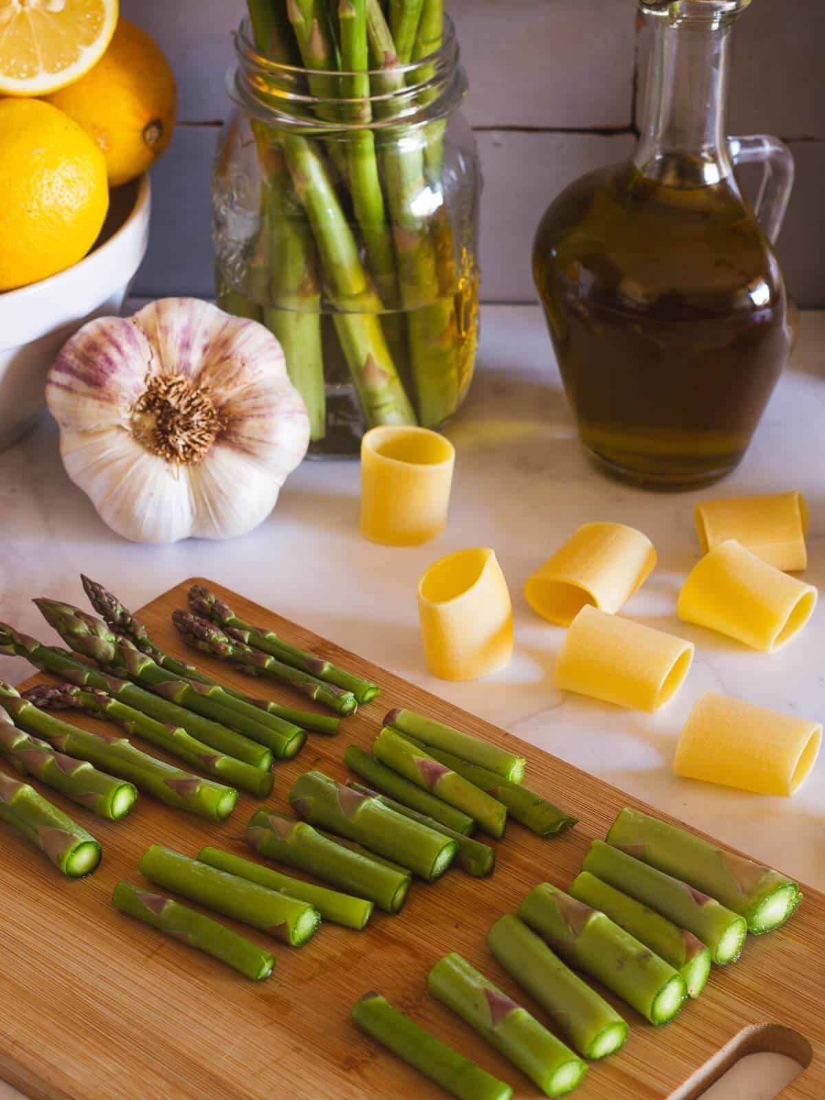 asparagus sliced in one and a half sized pieces