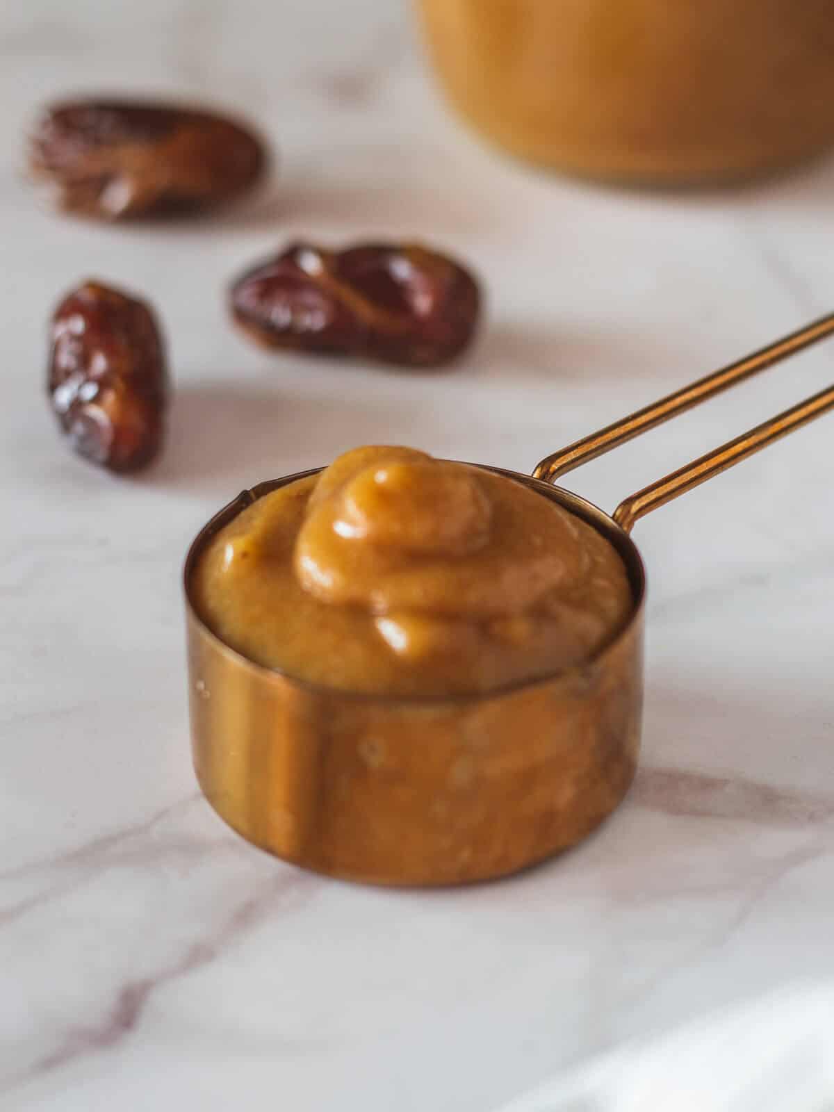 silky and creamy dates puree.