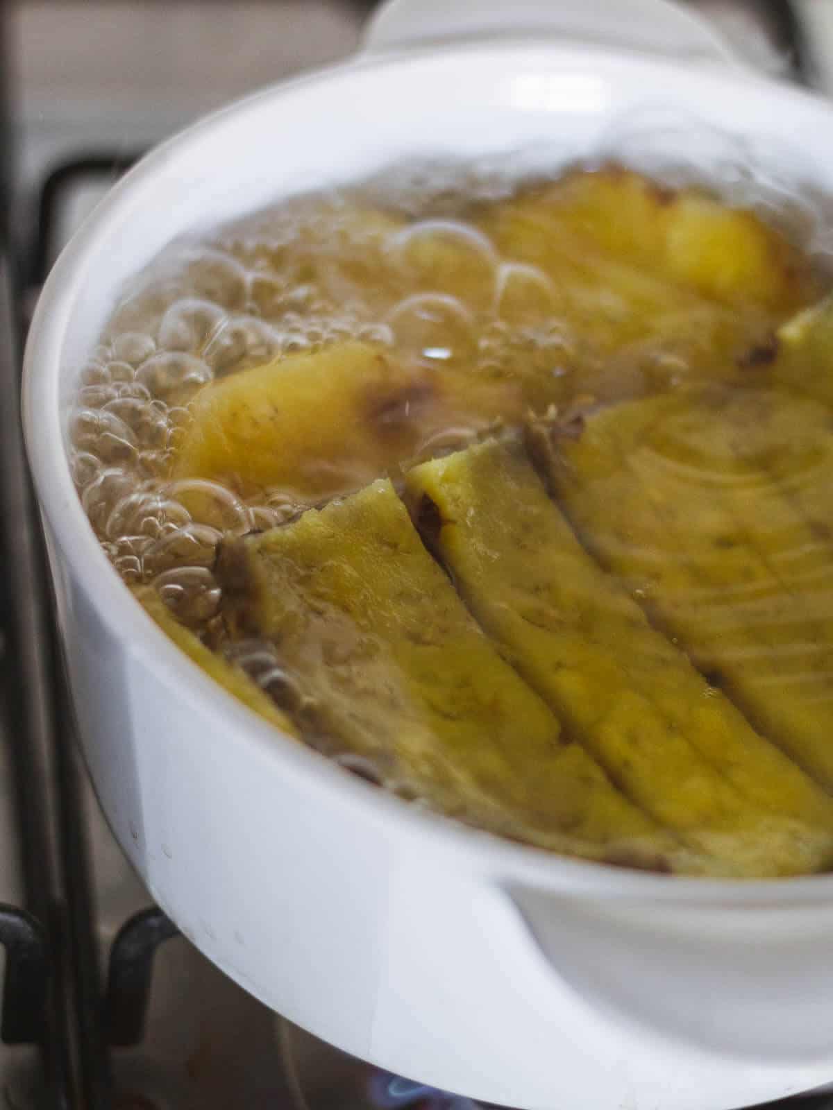 boil pineapple rinds