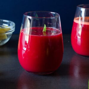 Beetroot Detox Juice glass