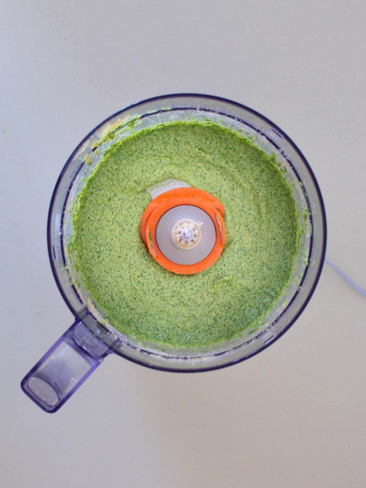 Vegan Pesto in blender