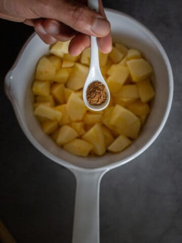 adding pumpkin pie spice Unsweetened applesauce