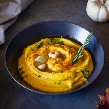 plated pumpkin hummus