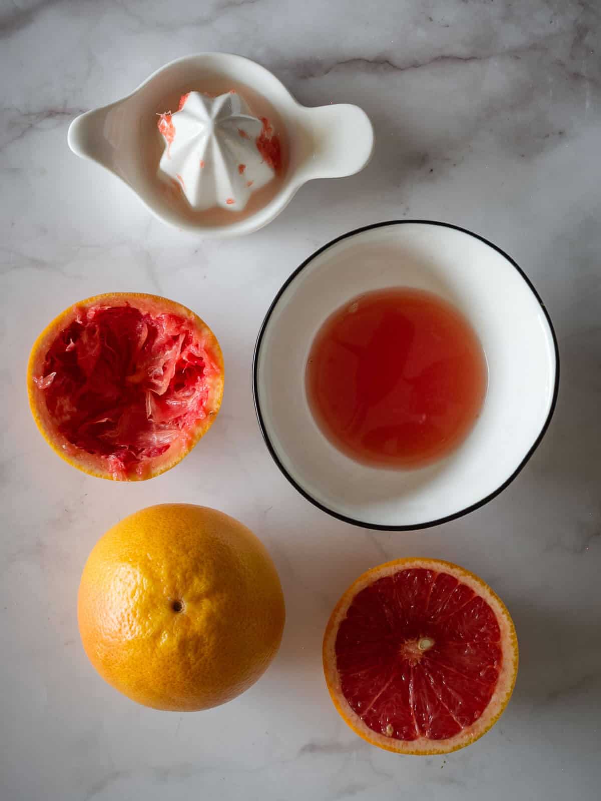 juiced grapefruit using manual press