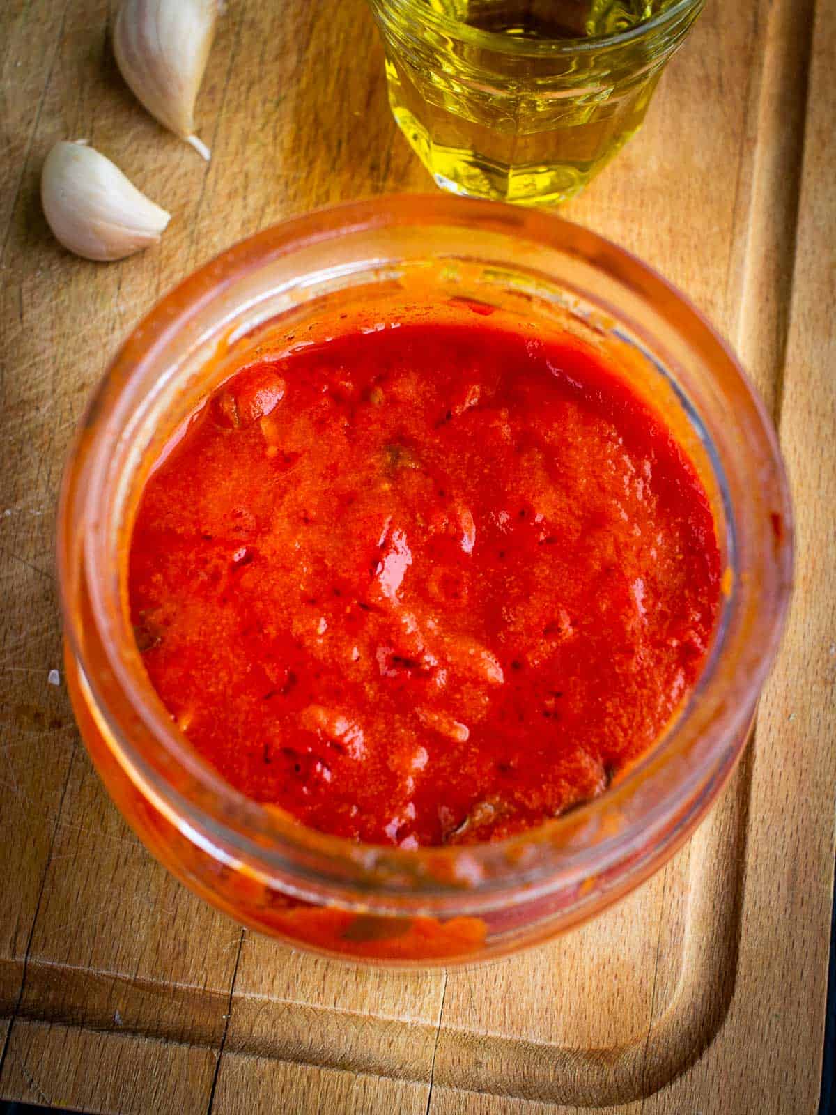 Tarro de salsa marinara.