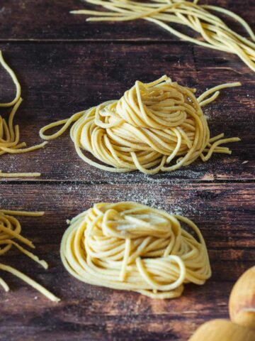 spaghuetti nests.