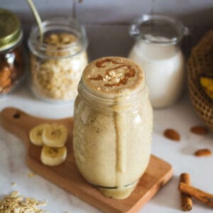 Banana Oatmeal Breakfast Smoothie