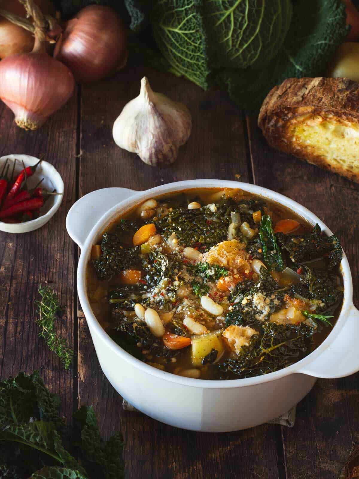 Bowl of Tuscan white bean soup.