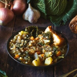 white bean soup featured image