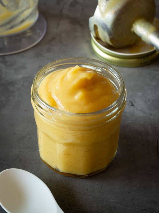 How to Make Unsweetened Applesauce • Our PlantBased World