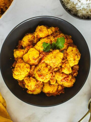 Indian Cauliflower Curry Recipe featured