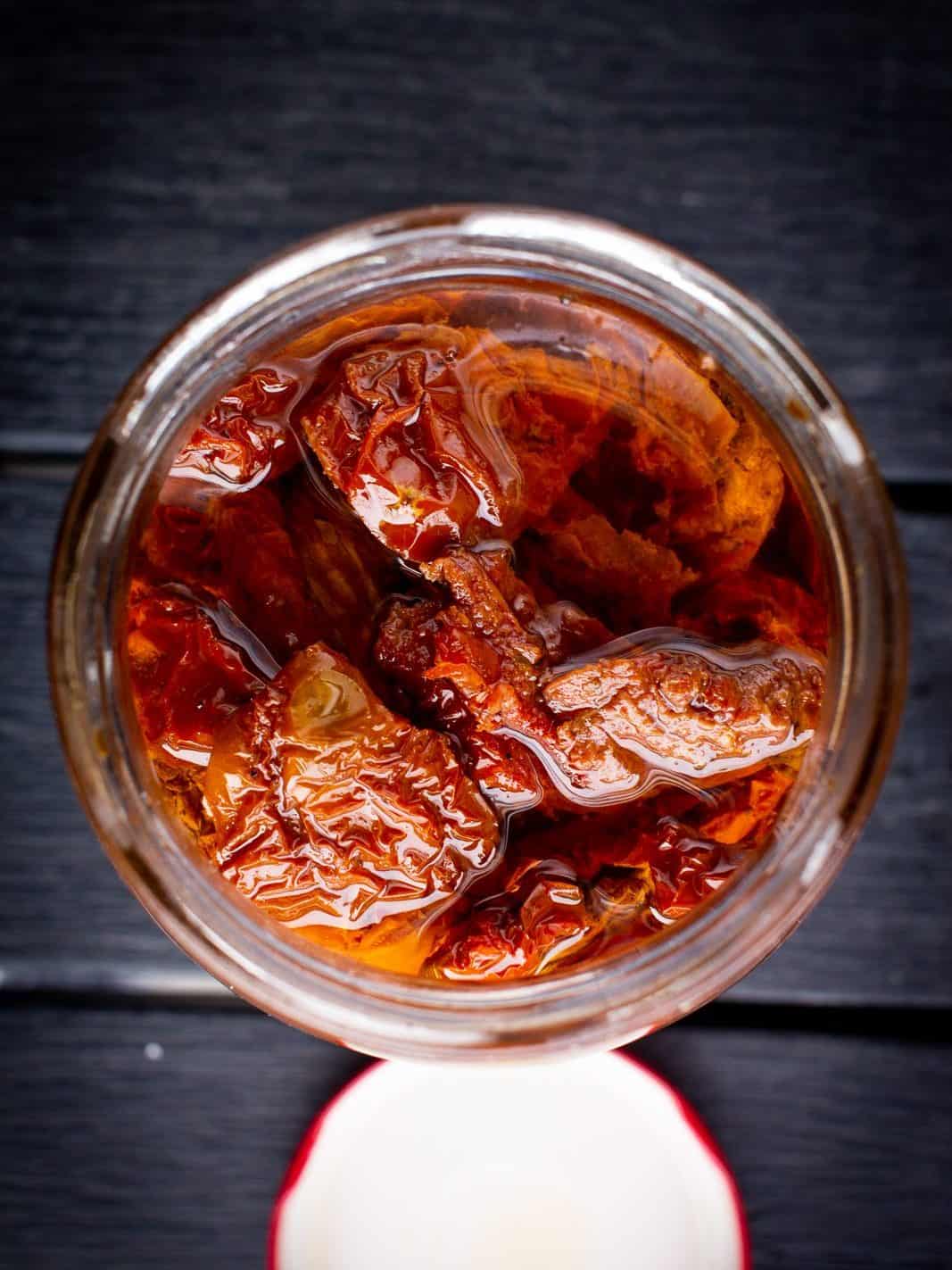 dried tomatoes in oil.