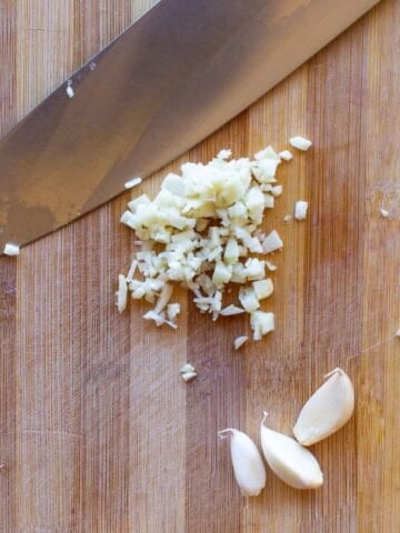 Chopped Garlic