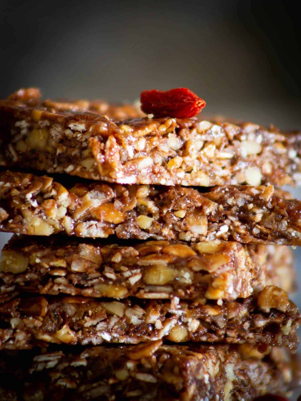 granola bars with dates