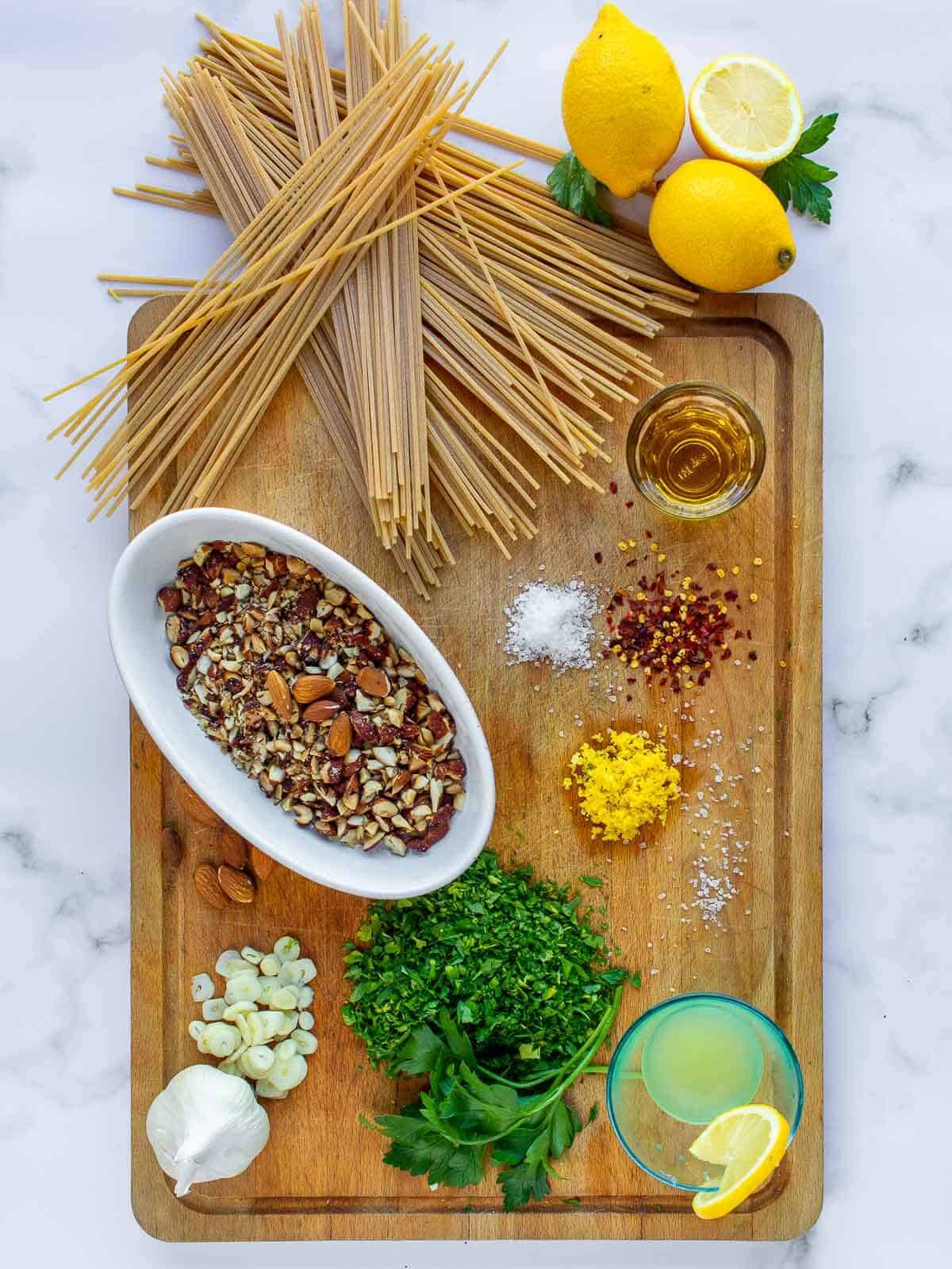 ingredients to make lemon garlic pasta.