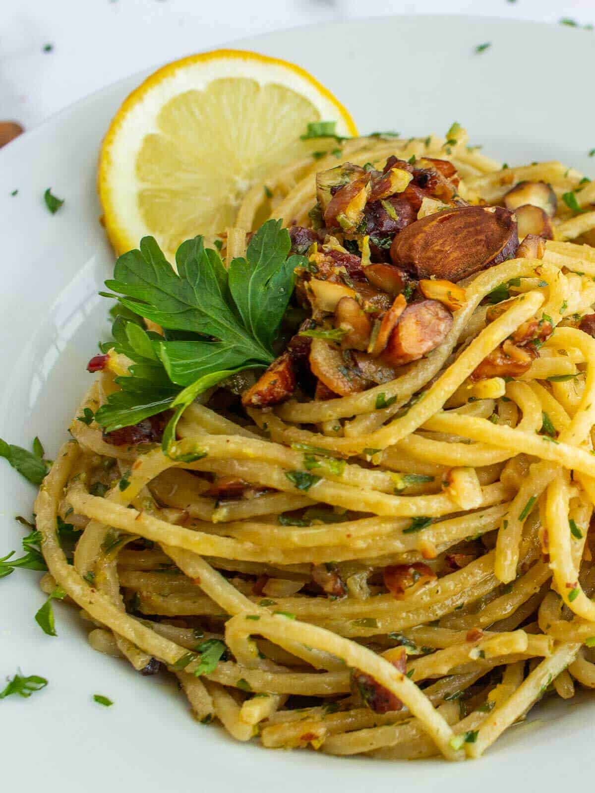 lemony garlic pasta served with toasted almonds.
