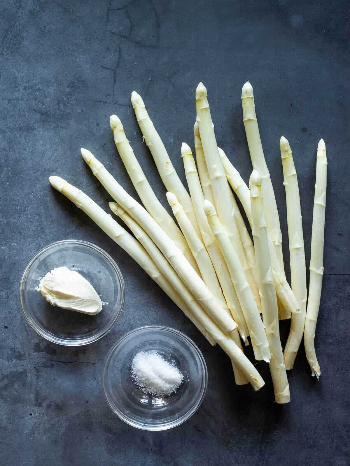 white asparagus recipe ingredients.