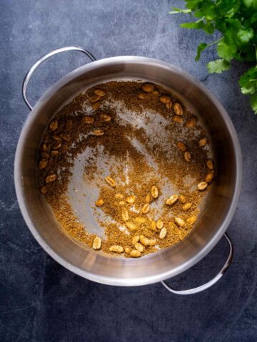 add the garam masala curry powder to the saucepan.