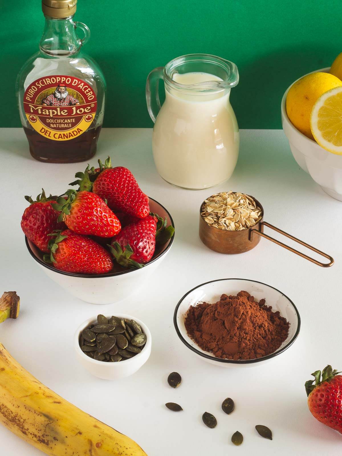 chocolate strawberry smoothie ingredients