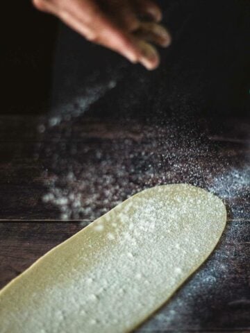 sprinkle flour on top of the pasta.