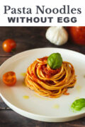 vegan pasta noodles with tomato sauce