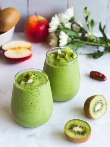 spinach apple kiwi smoothie