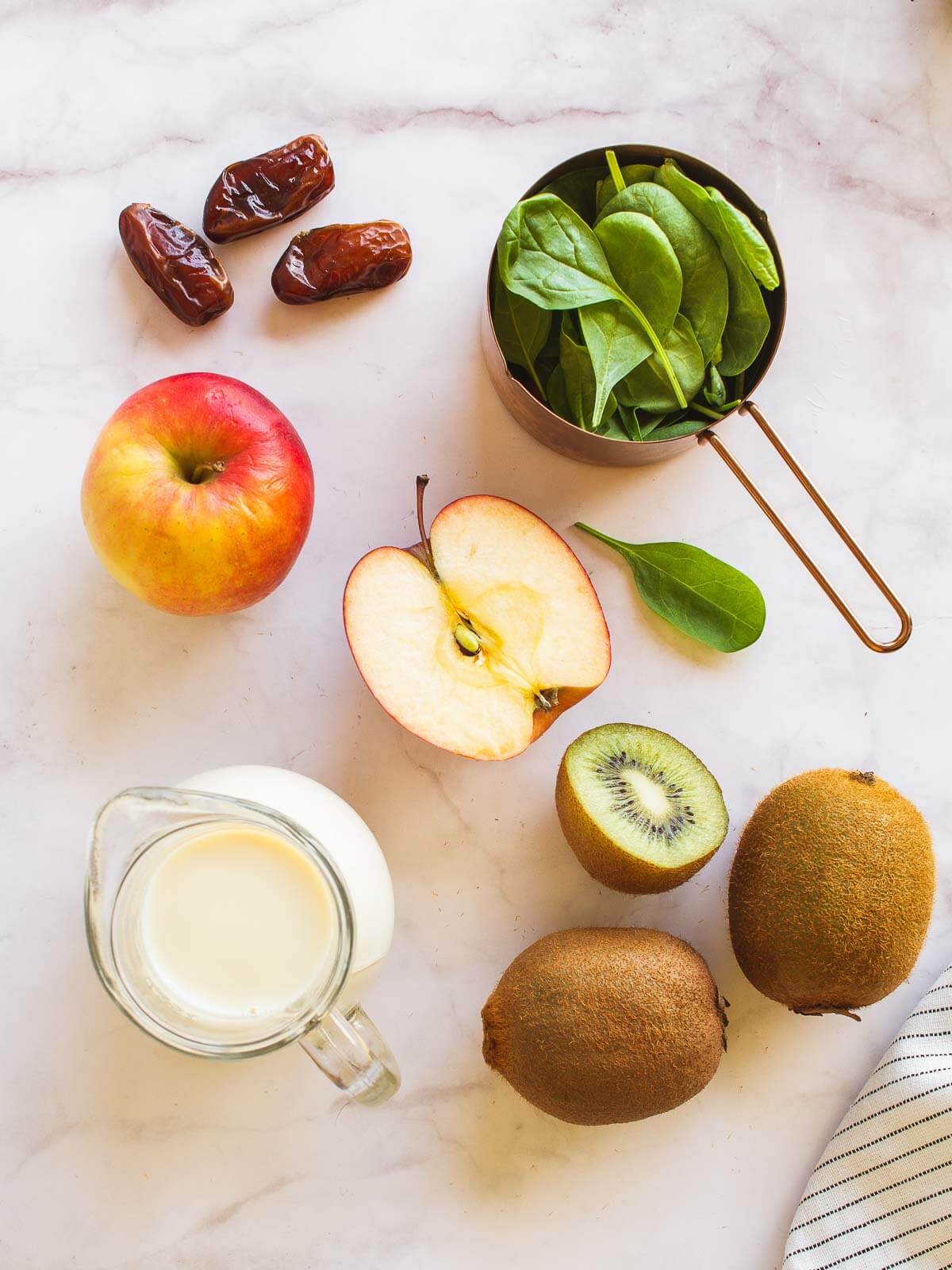 apple spinach smoothie ingredients