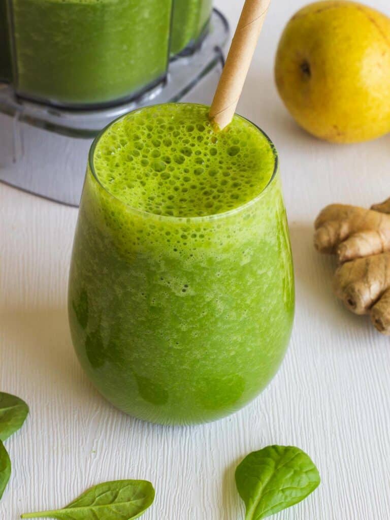 Frozen Spinach Smoothie with Ginger Root