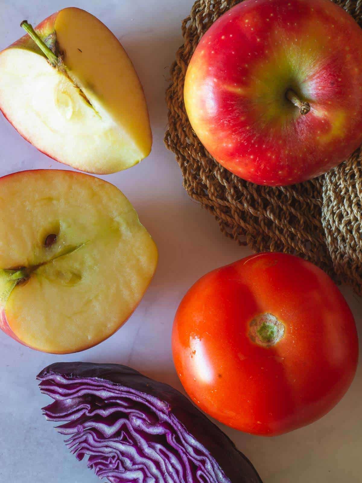 red cabbage juicing and purple cabbage juice recipe