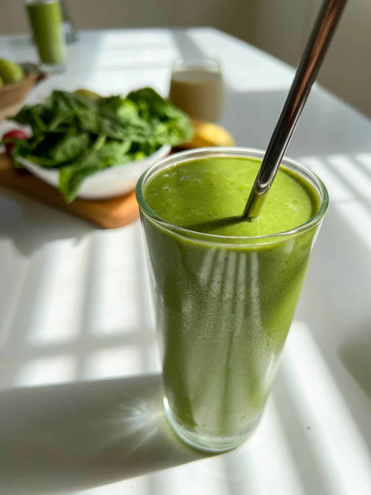 enjoy your smoothie with eco-friendly straw.
