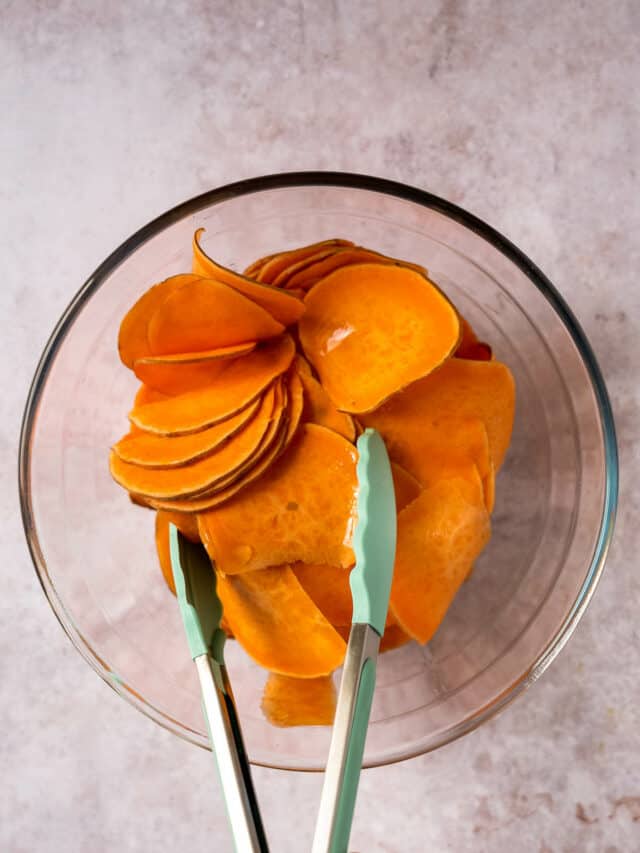 4-ingredient Oven Baked Sweet Potato Slices