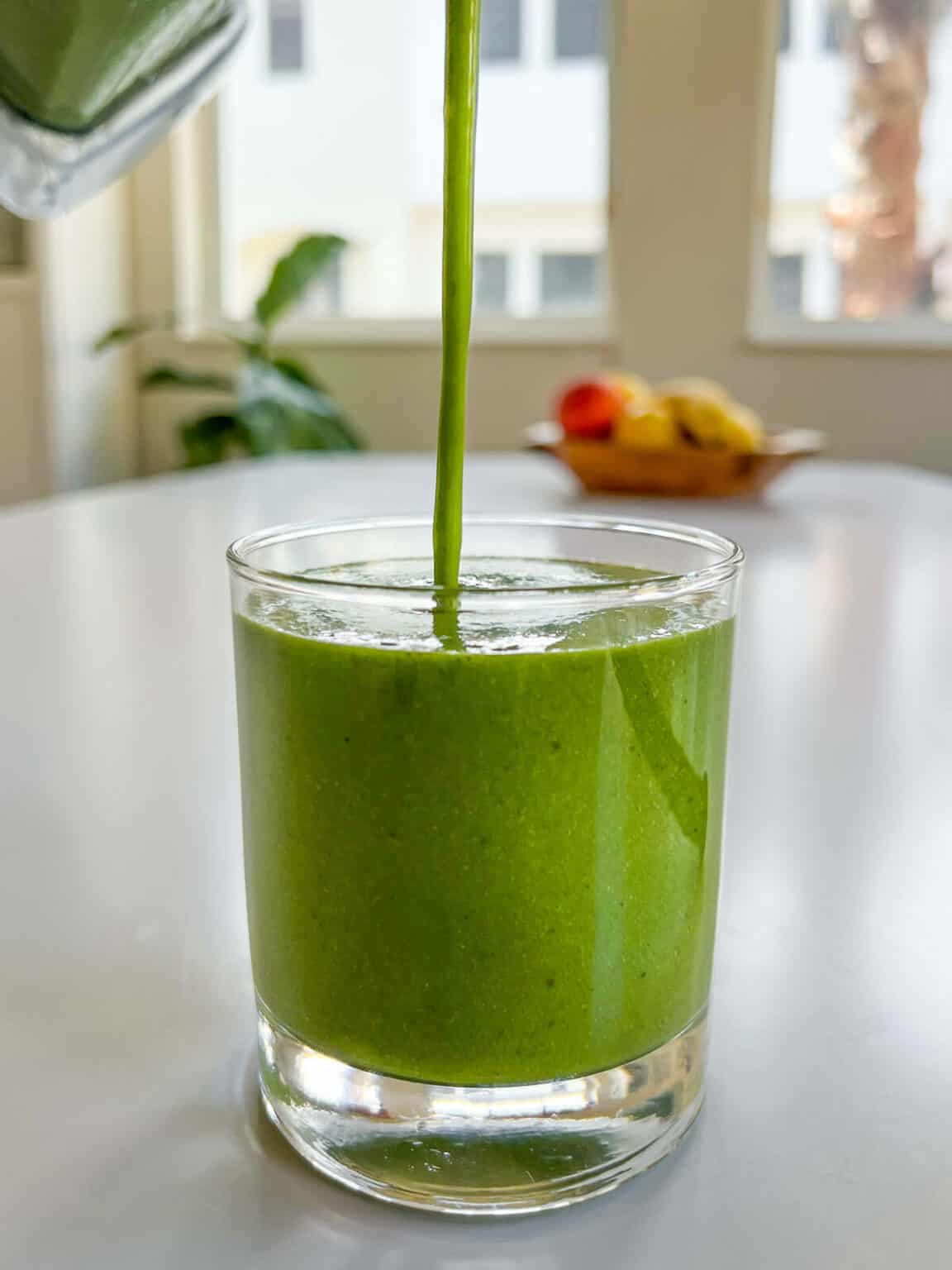 Strawberry Banana Spinach Smoothie for Weight Loss