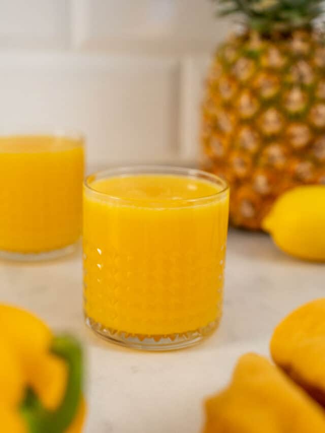 Pineapple Ginger Juice with Bell Pepper and Orange (Juicer or Blender)