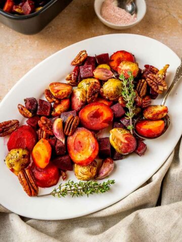 Mediterranean Honey Roasted Vegetables with Brussels Sprouts and Carrots featured.