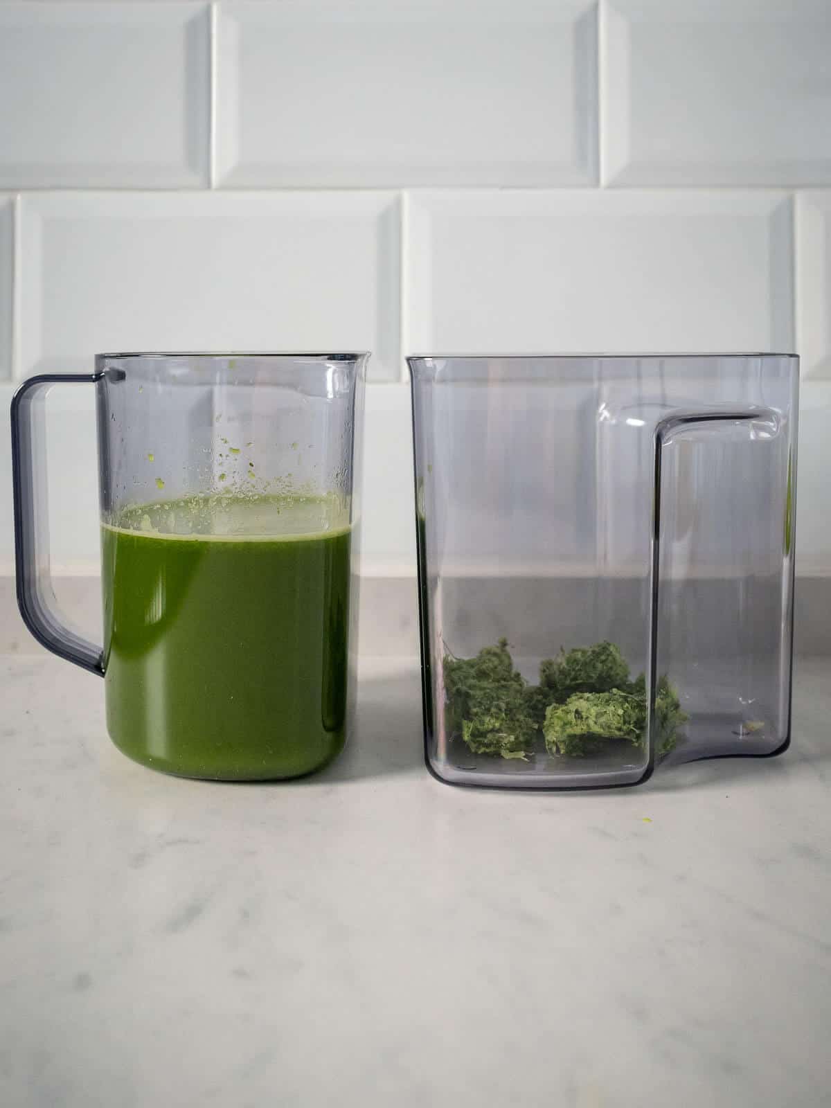 jar with juice next to jar with pulp.