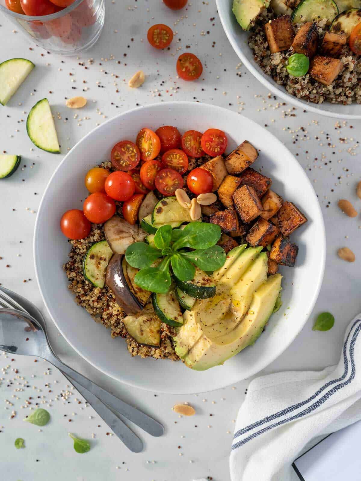 saiteed tofu buddha bowl with quinoa.