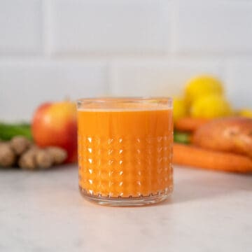 carrot apple and sweet potato juice featured.