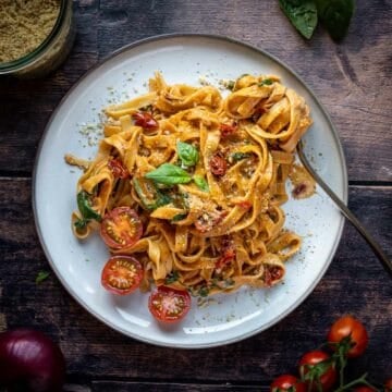 plate of christmas fettuccine pasta featured.