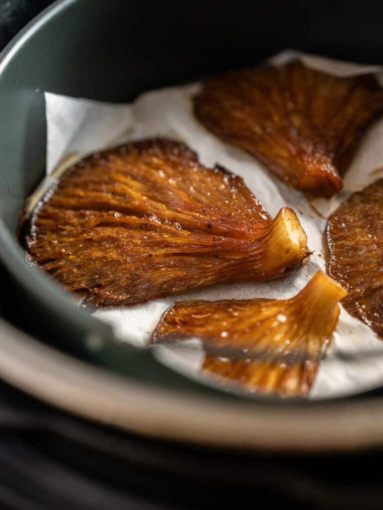 Easy Air Fryer Oyster Mushrooms Recipe (Vegan)