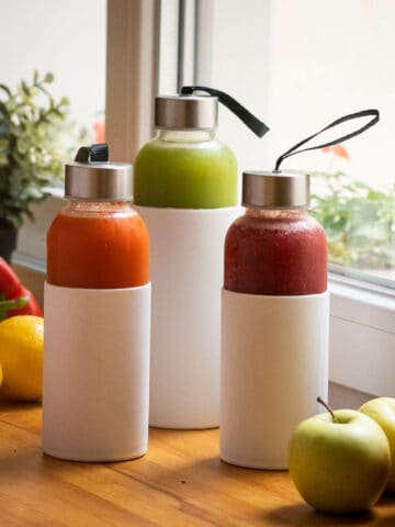 storing juice tips, three airtight glass containers with white silicon sheath, featured image.