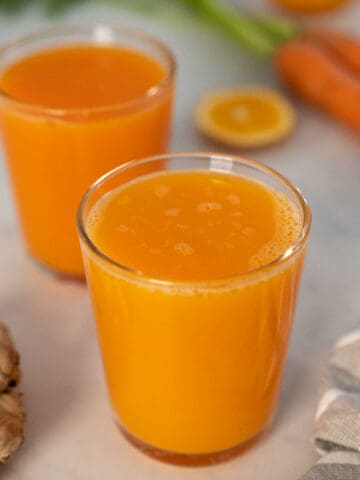 fresh carrot orange ginger juice featured.