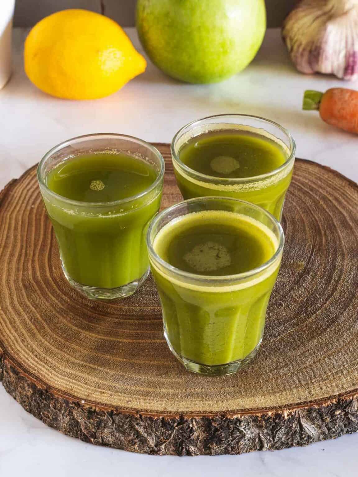 Carrot and Spinach Juice Shots