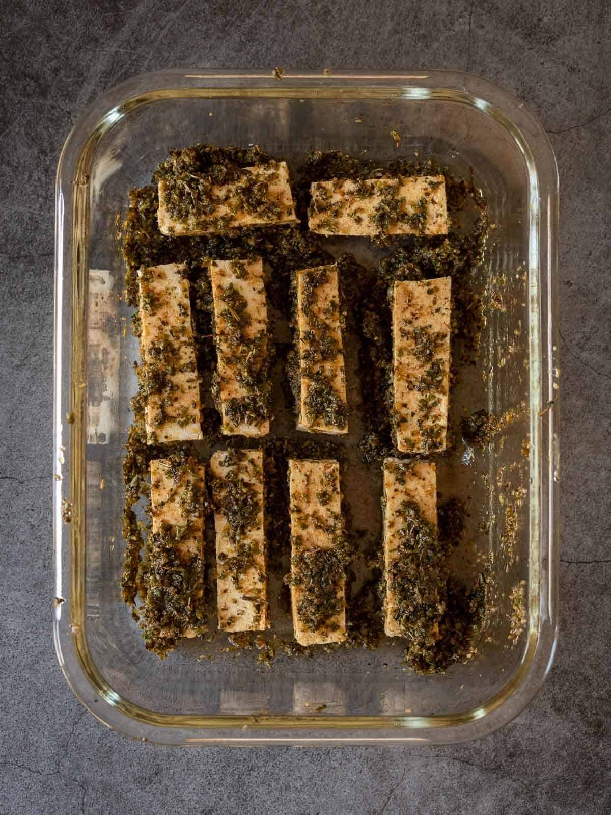 pan wil tofu strips marinating.