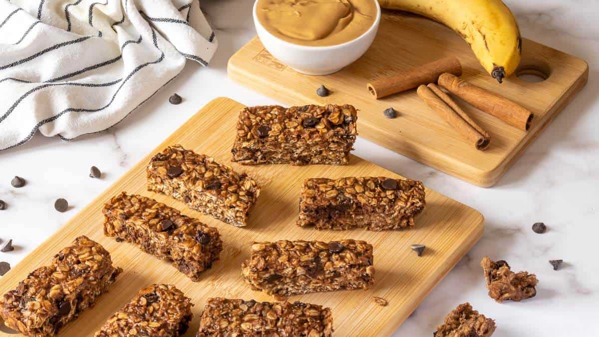 Easy Healthy Chocolate Peanut Butter Oatmeal Bars