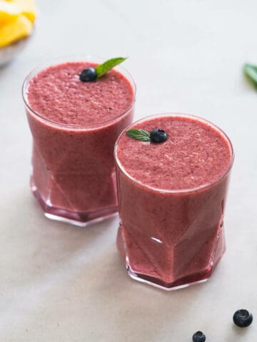 Blueberry Pineapple Juice featured.