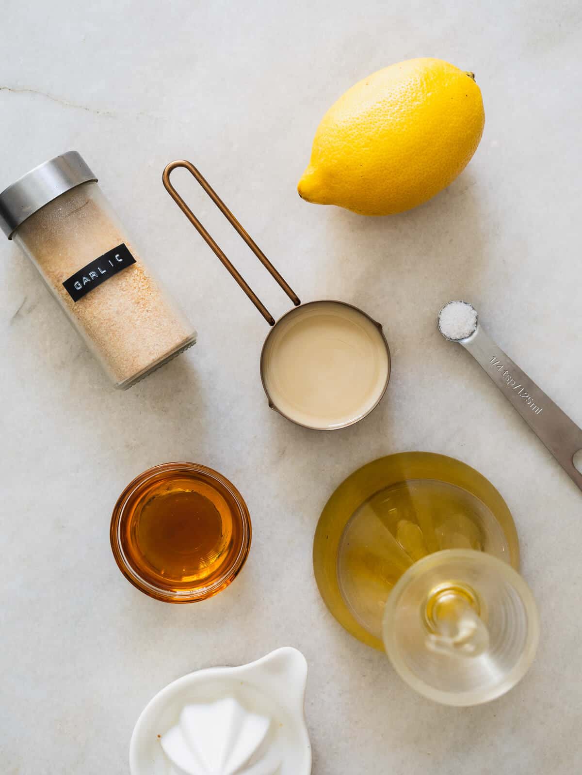 maple tahini dressing ingredients.