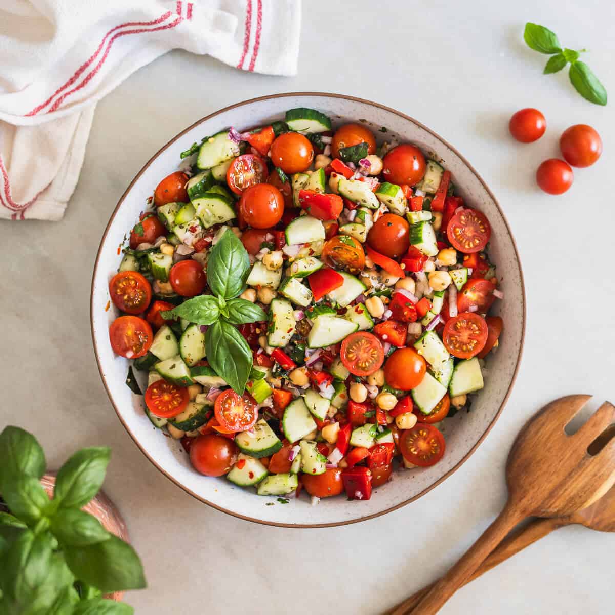 Mediterranean Chickpea Cucumber Salad