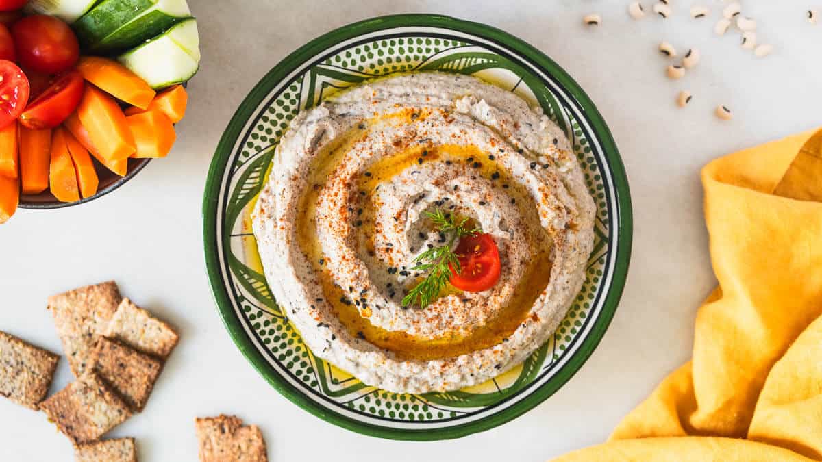 Creamy Black-Eyed Peas Hummus