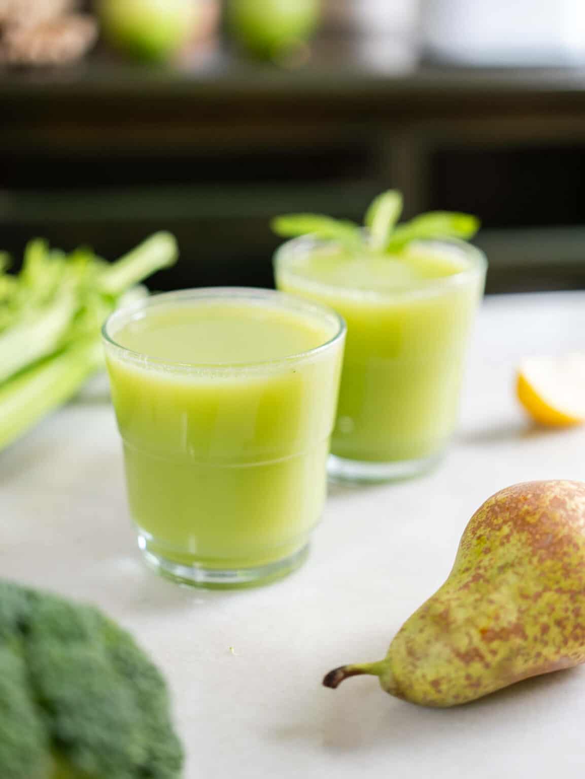 Can You Juice Broccoli? Meet the Healthy PearCeleryLemon Blend